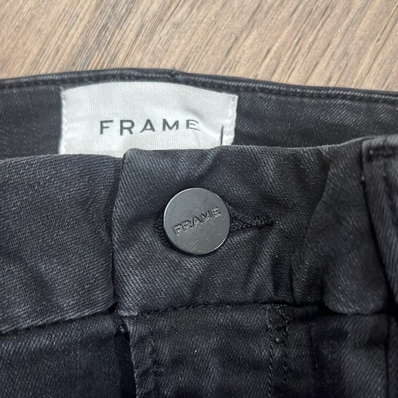 FRAME Le Crop Mini Boot jeans in black wash denim, size 29 - Picture 5 of 9
